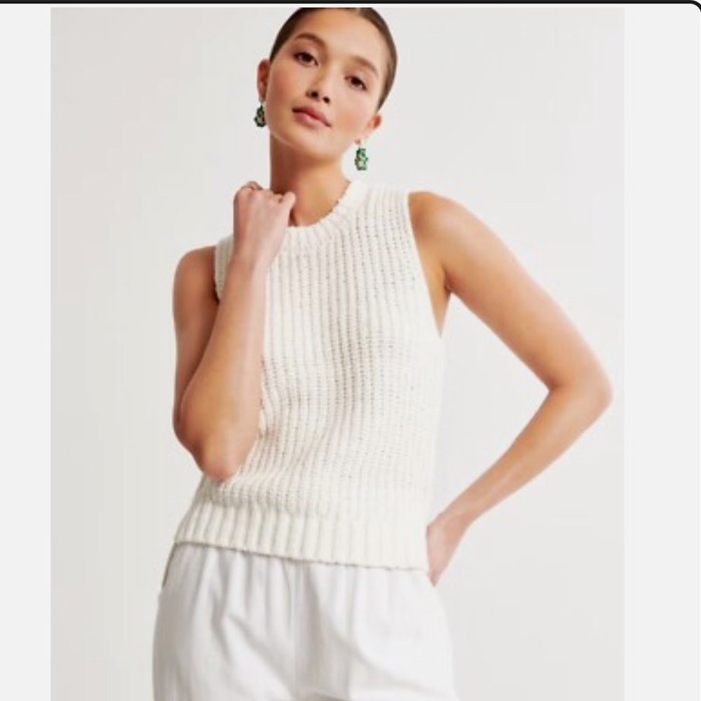 Abercrombie Sleeveless Ribbed Knit Top